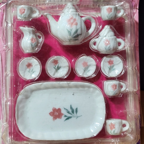 Vintage mini porcelain  decoration tea set - Picture 2 of 2
